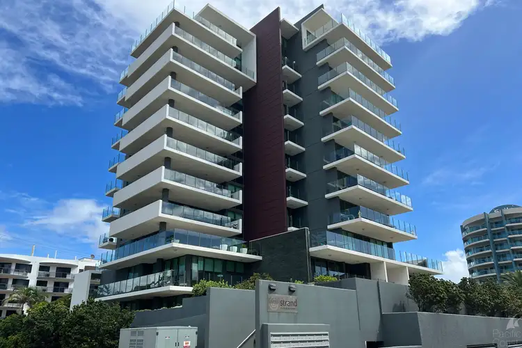 202/21 Head Street