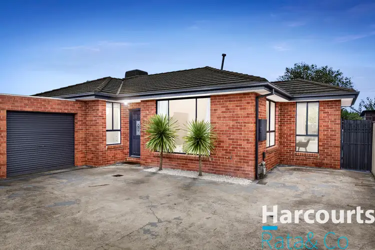 Main view of Homely unit listing, 2/9 Waratah Street, Thomastown VIC 3074