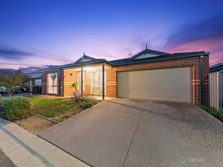 10 Newcastle Way, Langwarrin VIC 3910