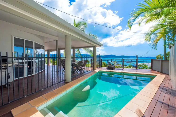 12 Airlie Crescent, Airlie Beach QLD 4802