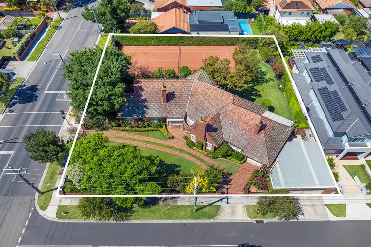 Third view of Homely house listing, 200 Centre Road, Bentleigh VIC 3204