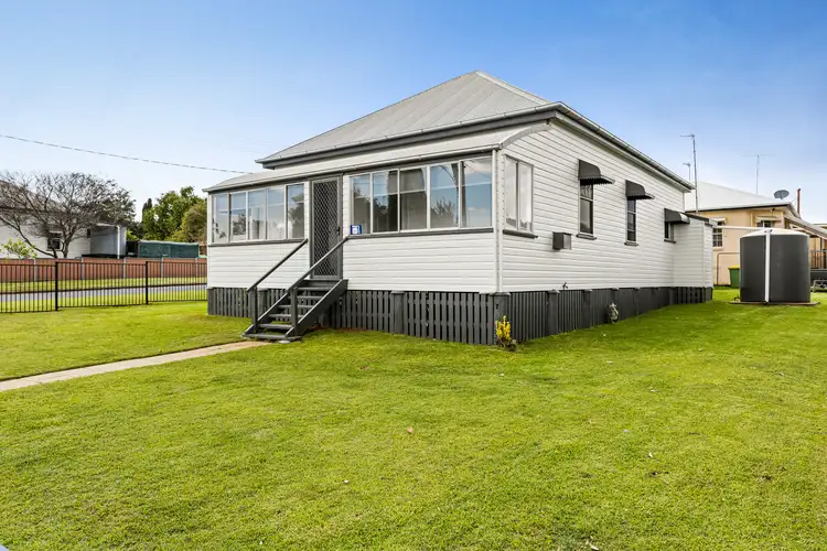 4 Aland Street, South Toowoomba QLD 4350