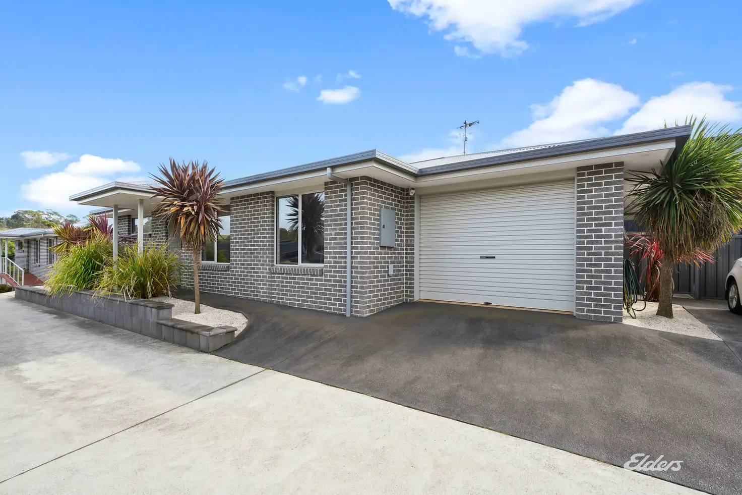 Main view of Homely unit listing, 2/23 Platinum Drive, Park Grove TAS 7320