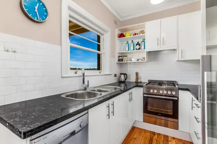 Fourth view of Homely semi-detached listing, 1/42 Benelong Road, Cremorne NSW 2090