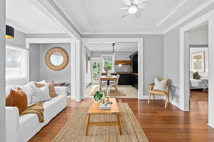27A Woodlawn Avenue, Mangerton NSW 2500