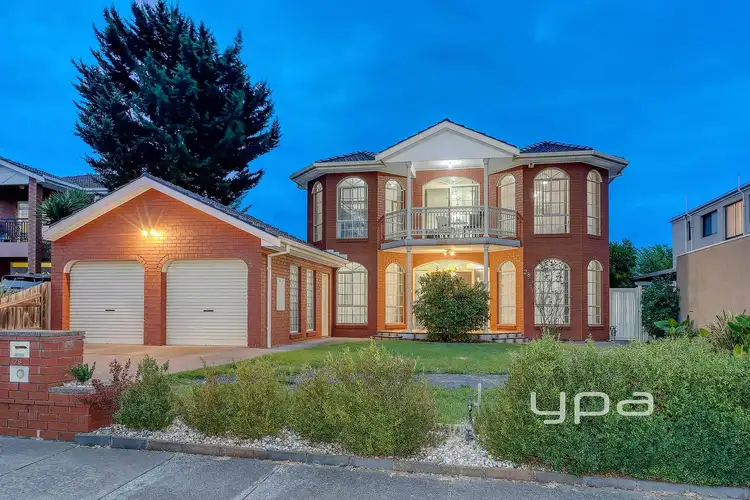 28 Solent Crescent, Taylors Lakes VIC 3038