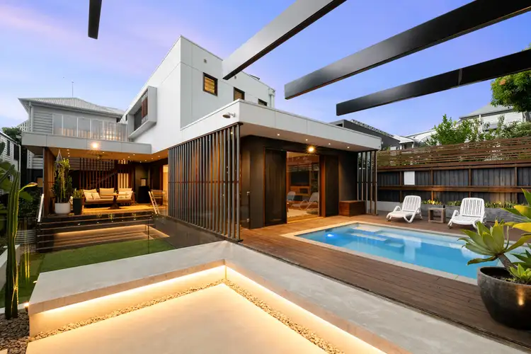 24 Chambers Street, New Farm QLD 4005