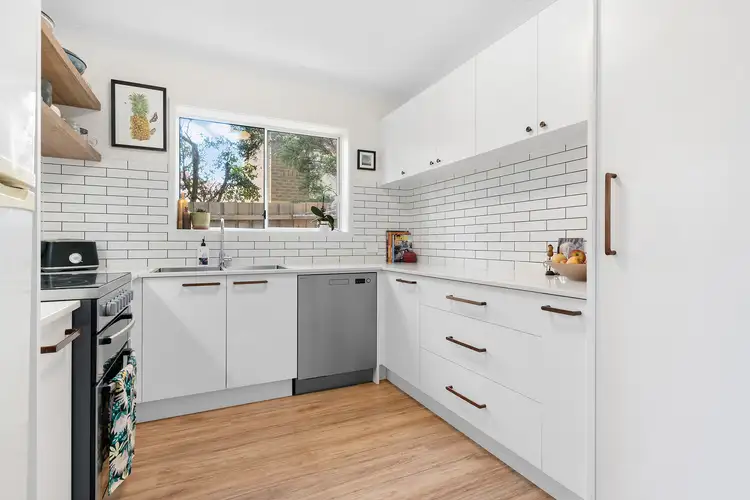 1/19 Bishop Street, Kingsville VIC 3012