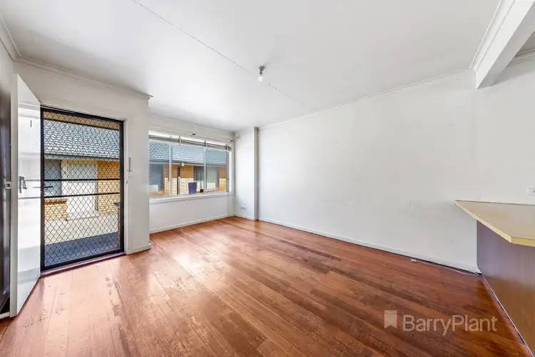 Second view of Homely unit listing, 1/9 Albert Crescent, St Albans VIC 3021