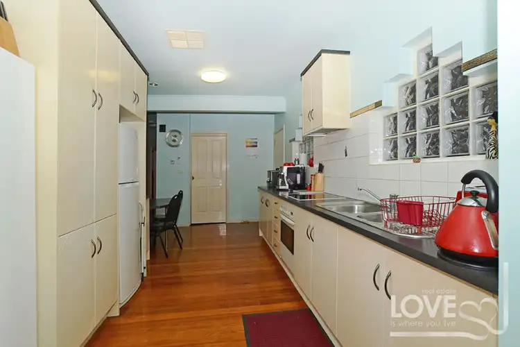 Fifth view of Homely house listing, 16 Rosenthal Crescent, Reservoir VIC 3073