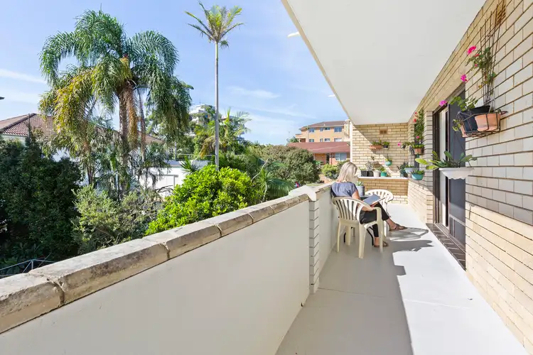 2/1 Regent Street, Dee Why NSW 2099