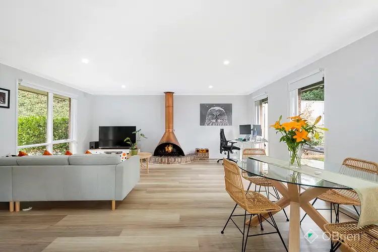 18 Castillon Square, Frankston VIC 3199