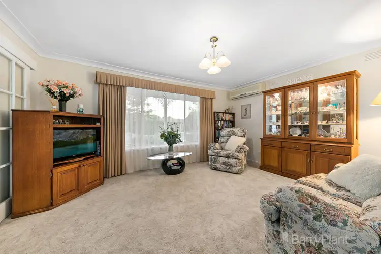 Fifth view of Homely house listing, 7 Rosalie Court, Pakenham VIC 3810