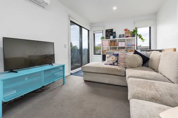Fourth view of Homely apartment listing, Level 1, 7/8 Ebdale Street, Frankston VIC 3199