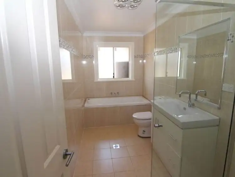 Fourth view of Homely semi-detached listing, 3 Stabback Street, Millthorpe NSW 2798