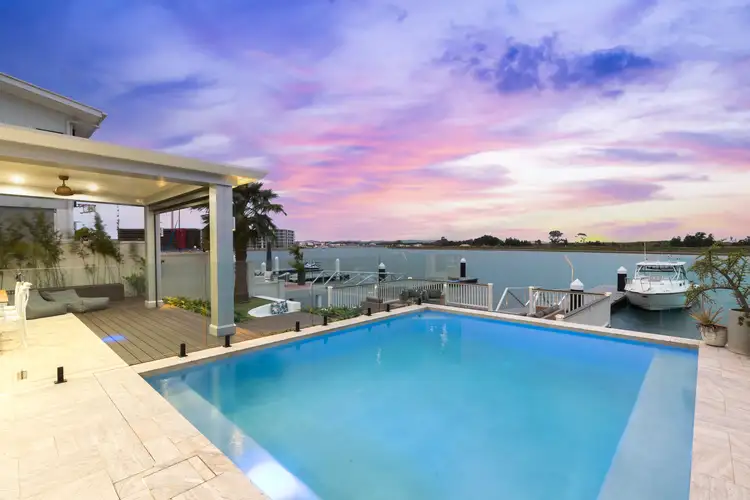 53 Quay Circuit, Newport QLD 4020