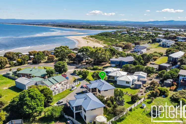 1/26 Oyster Bay Court