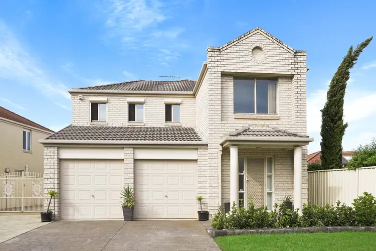 1 Hartwell Court, St Clair NSW 2759