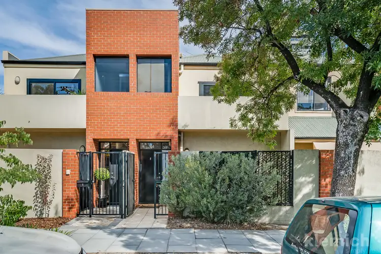 Main view of Homely house listing, 2/211-219 Gilles Street, Adelaide SA 5000