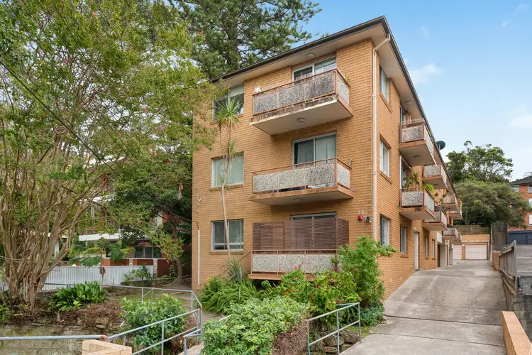 Sixth view of Homely apartment listing, 1/23 Redman Road, Dee Why NSW 2099