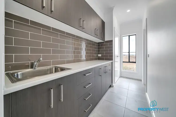 Main view of Homely house listing, 1/4 Rosehill Way, Diggers Rest VIC 3427