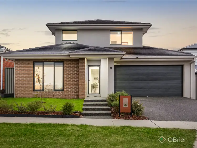 19 Frost Street, Carrum Downs VIC 3201