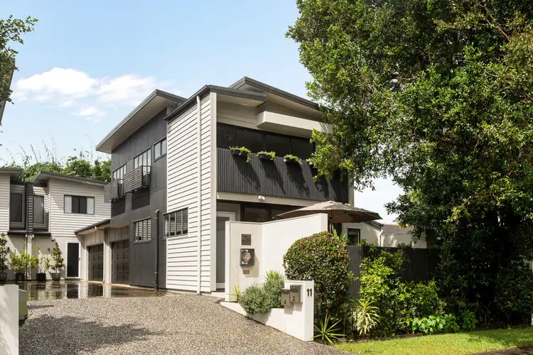 2/11 Walter Street, Bulimba QLD 4171