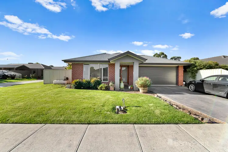 Main view of Homely house listing, 10 Delft Place, Pakenham VIC 3810