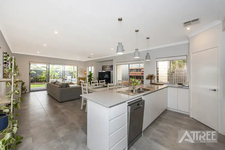 Fourth view of Homely house listing, 5 Claymore Place, Piara Waters WA 6112