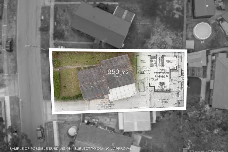 Second view of Homely house listing, 34 Valepark Crescent, Cranbourne VIC 3977