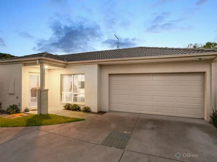 14a Greenlaw Crescent, Berwick VIC 3806
