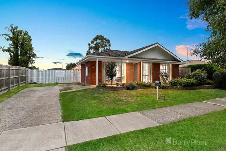 13 Pommel Street, Pakenham VIC 3810