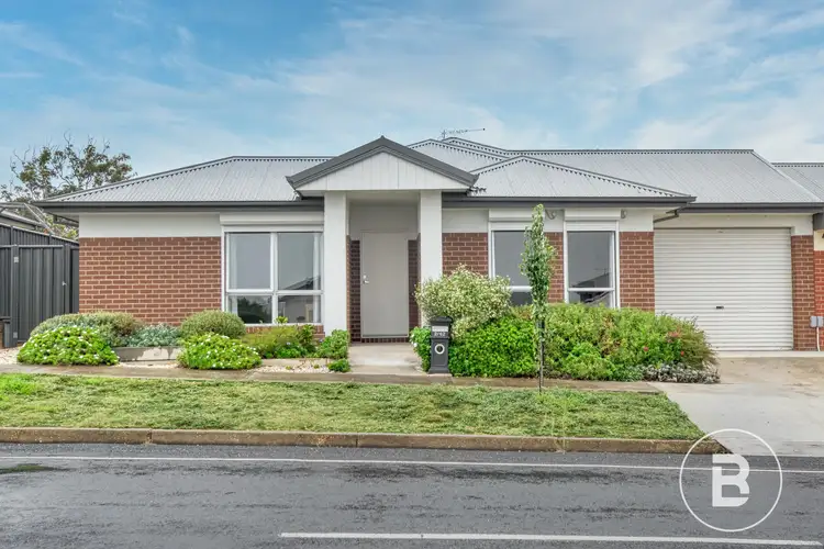Main view of Homely townhouse listing, 2/62 Gillies Street, Maryborough VIC 3465