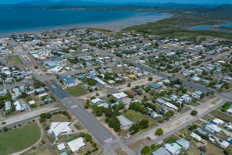 21-23 Sinclair Street, Bowen QLD 4805
