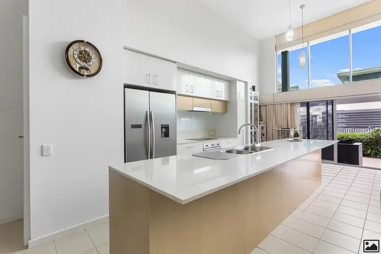 Fifth view of Homely unit listing, 2/146 Prince Edward Parade, Scarborough QLD 4020