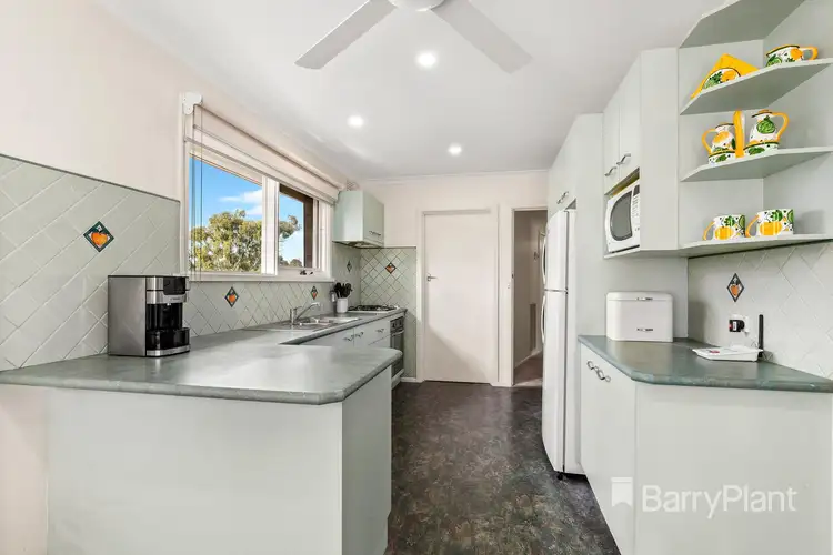 Third view of Homely house listing, 2 Pavey Court, Macleod VIC 3085