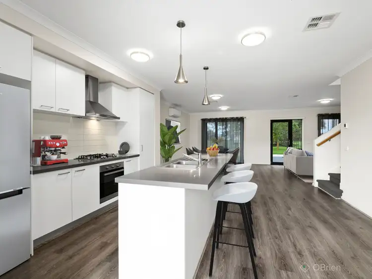 Fifth view of Homely house listing, 8 Plenty Way, Cranbourne North VIC 3977