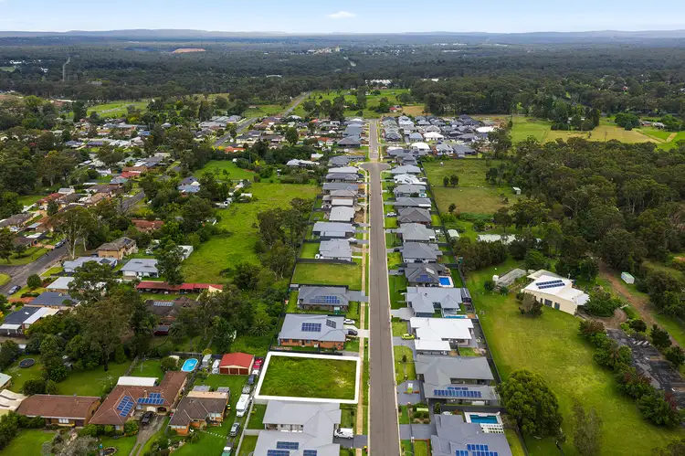 3 Manorina Place, Tahmoor NSW 2573