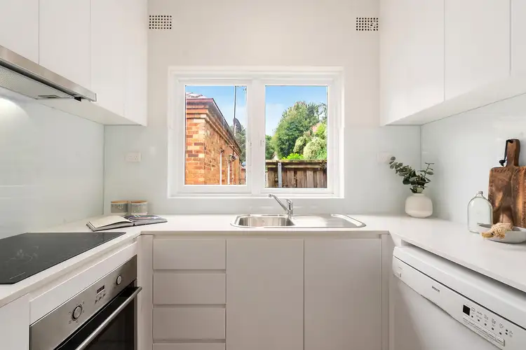 Third view of Homely apartment listing, 3/10 Bradly Avenue, Kirribilli NSW 2061