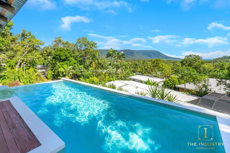 4 Justine Close, Trinity Beach QLD 4879