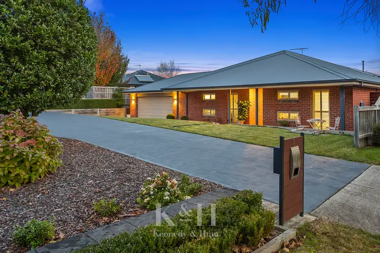 9 Pearce Court, Gisborne VIC 3437