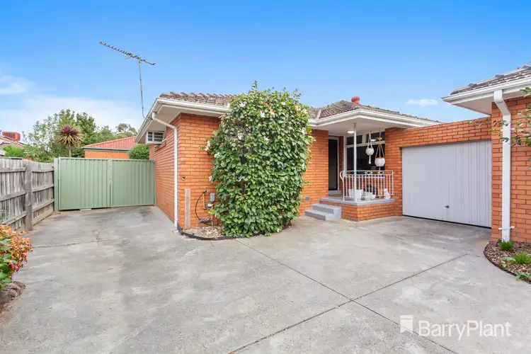 3/4 Grevillea Avenue, Boronia VIC 3155