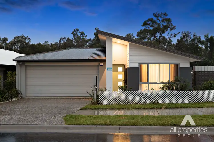 92 Chambers Ridge Boulevard, Park Ridge QLD 4125