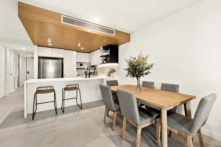 Second view of Homely unit listing, 102/118 Alexandra Parade, Alexandra Headland QLD 4572
