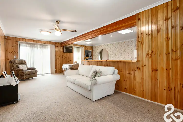 Fifth view of Homely house listing, 5 Tunbridge Crescent, Lalor VIC 3075