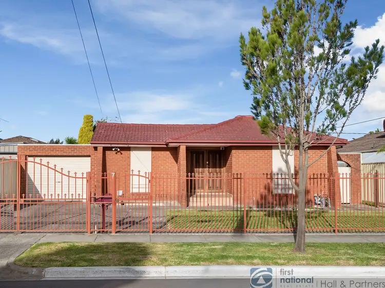 7 Langley Crescent, Dandenong VIC 3175