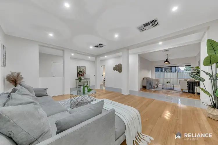 Fifth view of Homely house listing, 3 Sheffield Court, Cairnlea VIC 3023