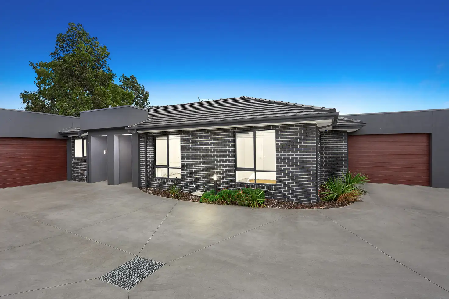 Main view of Homely unit listing, 2/2 Carnation Court, Norlane VIC 3214