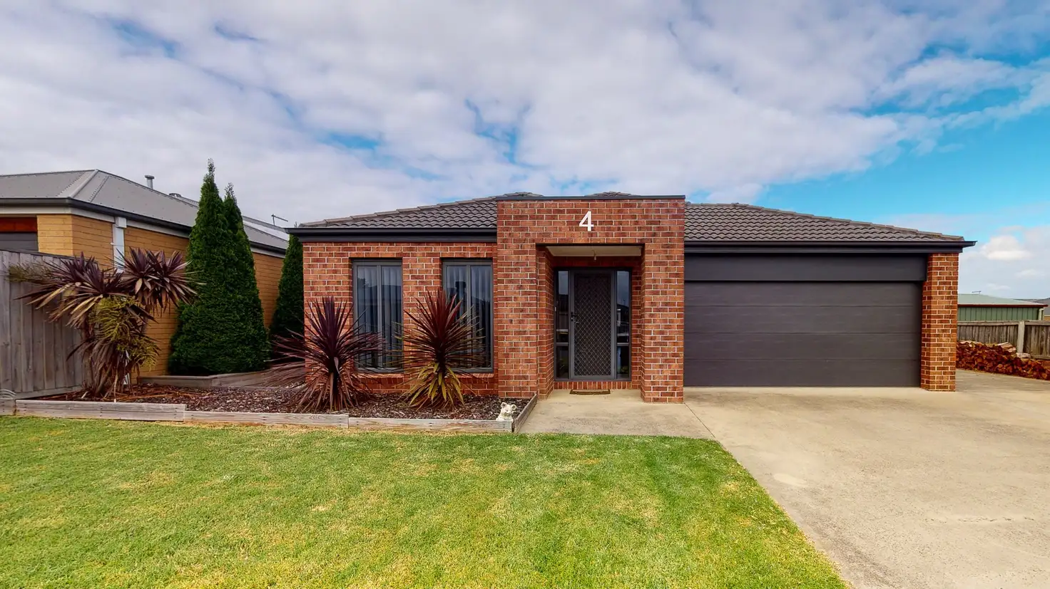 Main view of Homely house listing, 4 Holly Lane, Traralgon VIC 3844