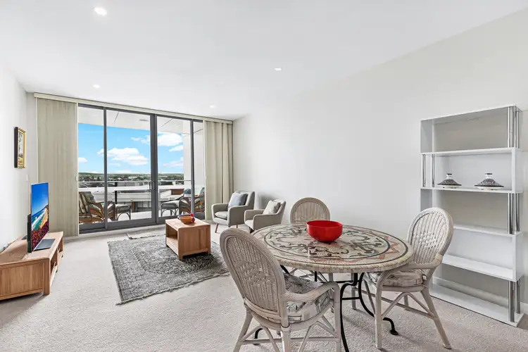 1007/23 Ravenshaw Street, Newcastle NSW 2300